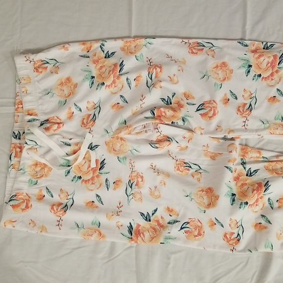 PJ Set - Picture 2 of 3